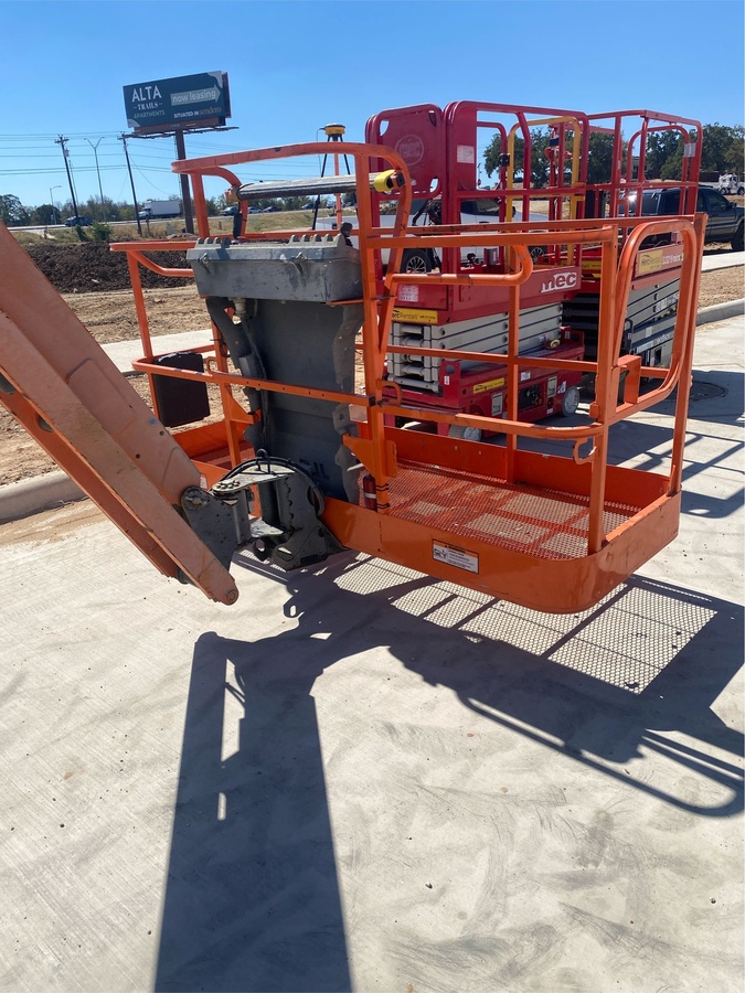 2018 JLG 460SJ-4