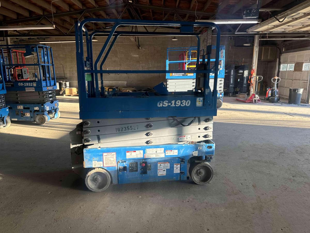 2018 Genie GS-1930