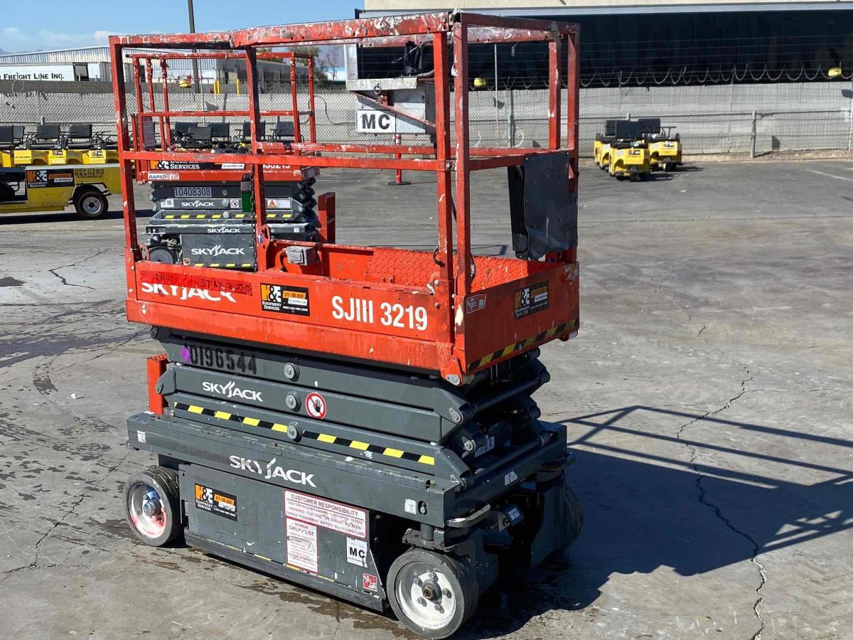 2016 Skyjack SJ3219