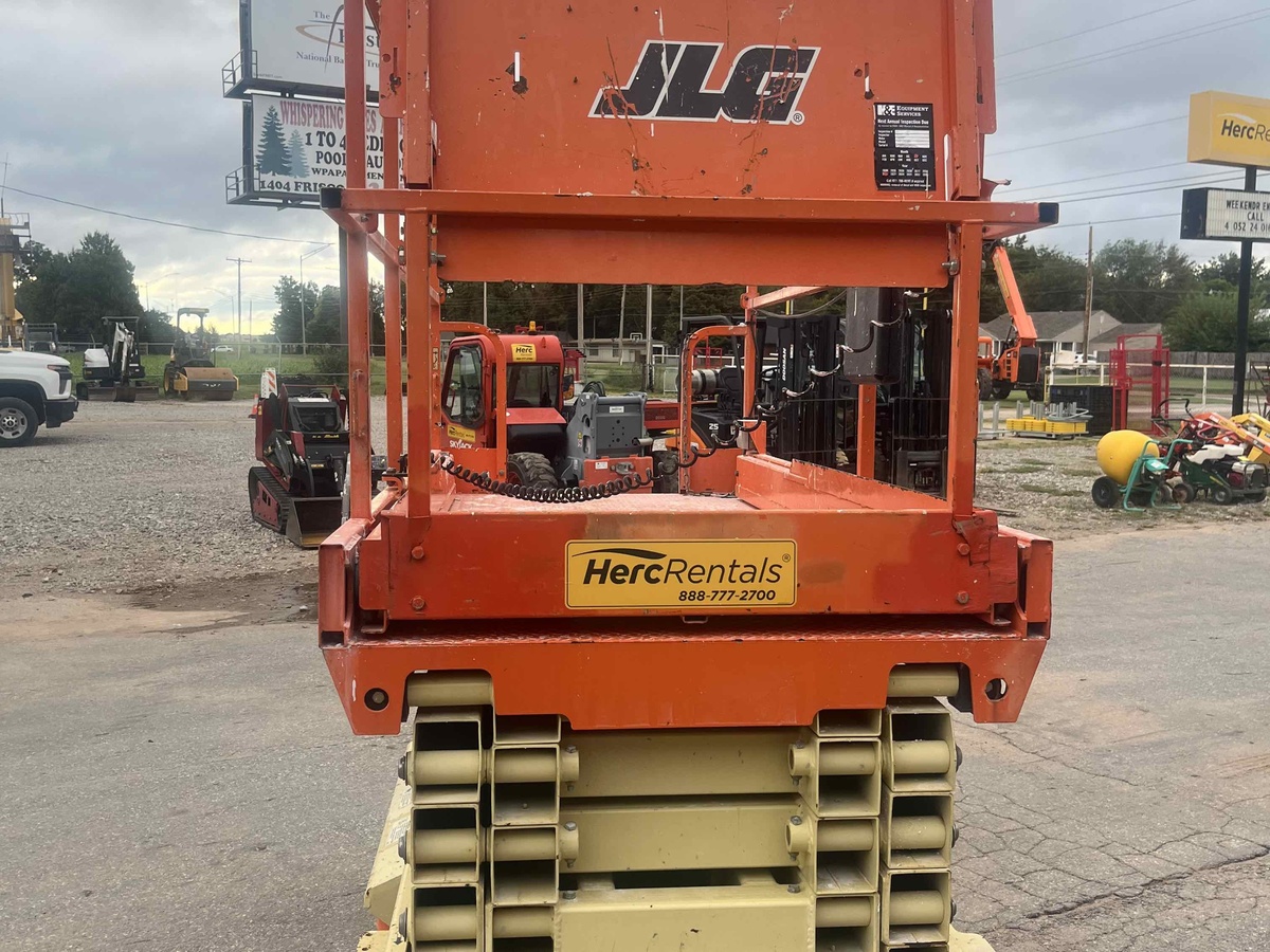 2018 JLG 3246ES-5