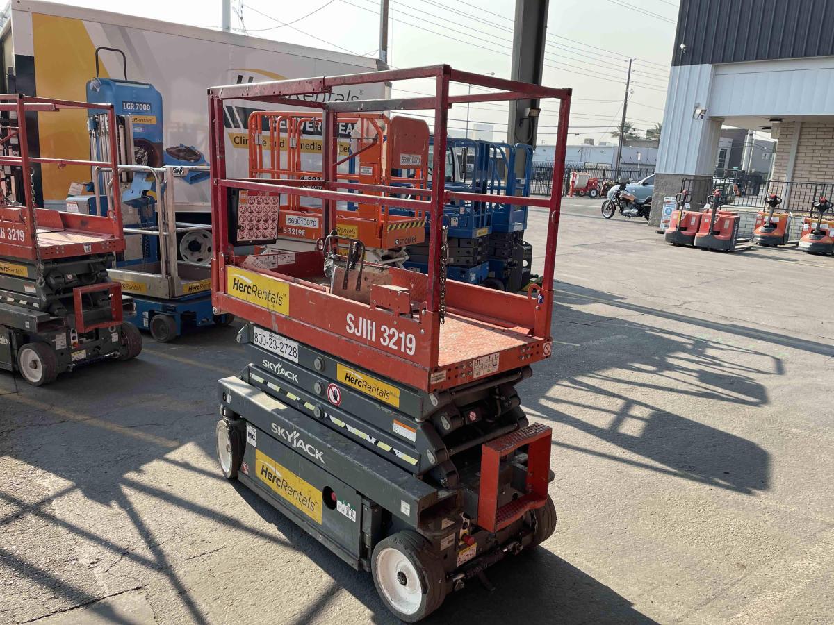 2018 Skyjack SJ3219-3