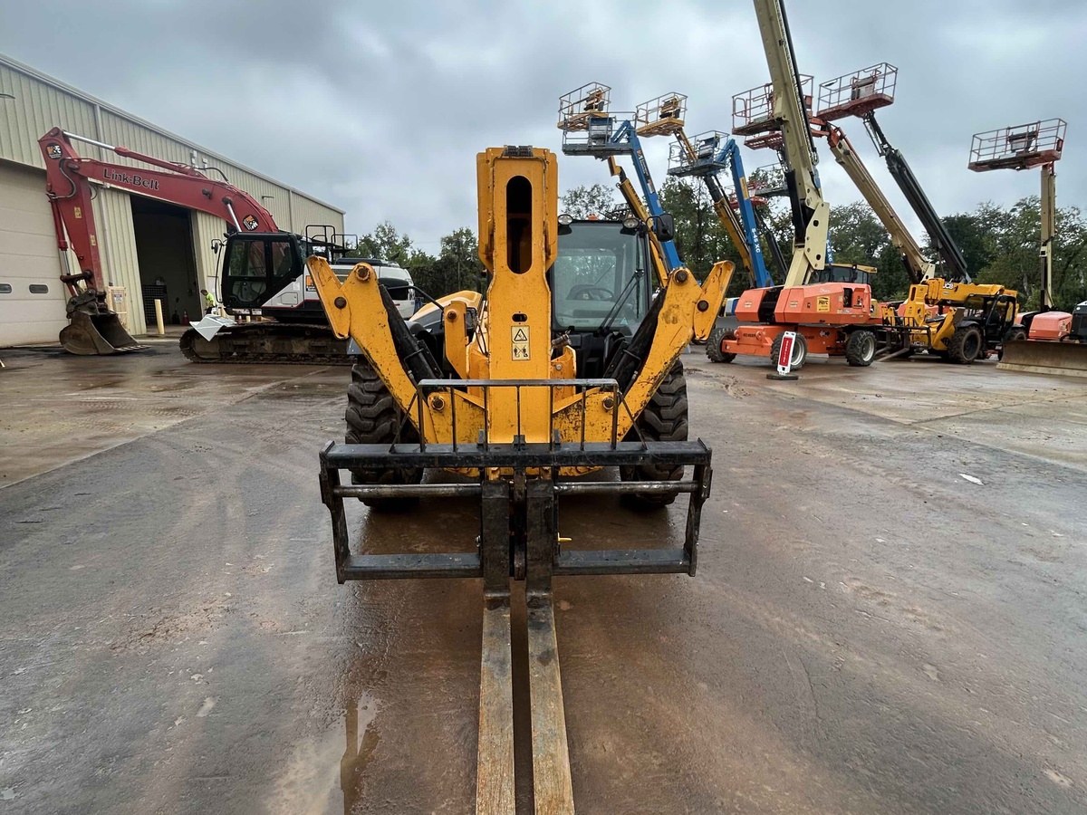 2021 JCB 510-56-4