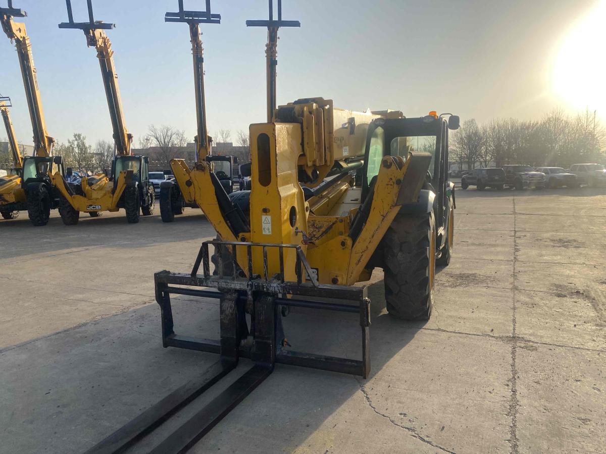 2017 JCB 512-56