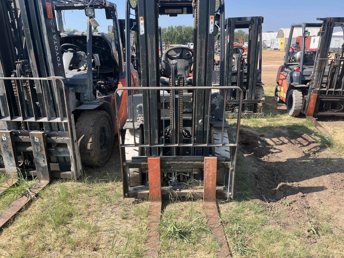 2022 Doosan G25E-3