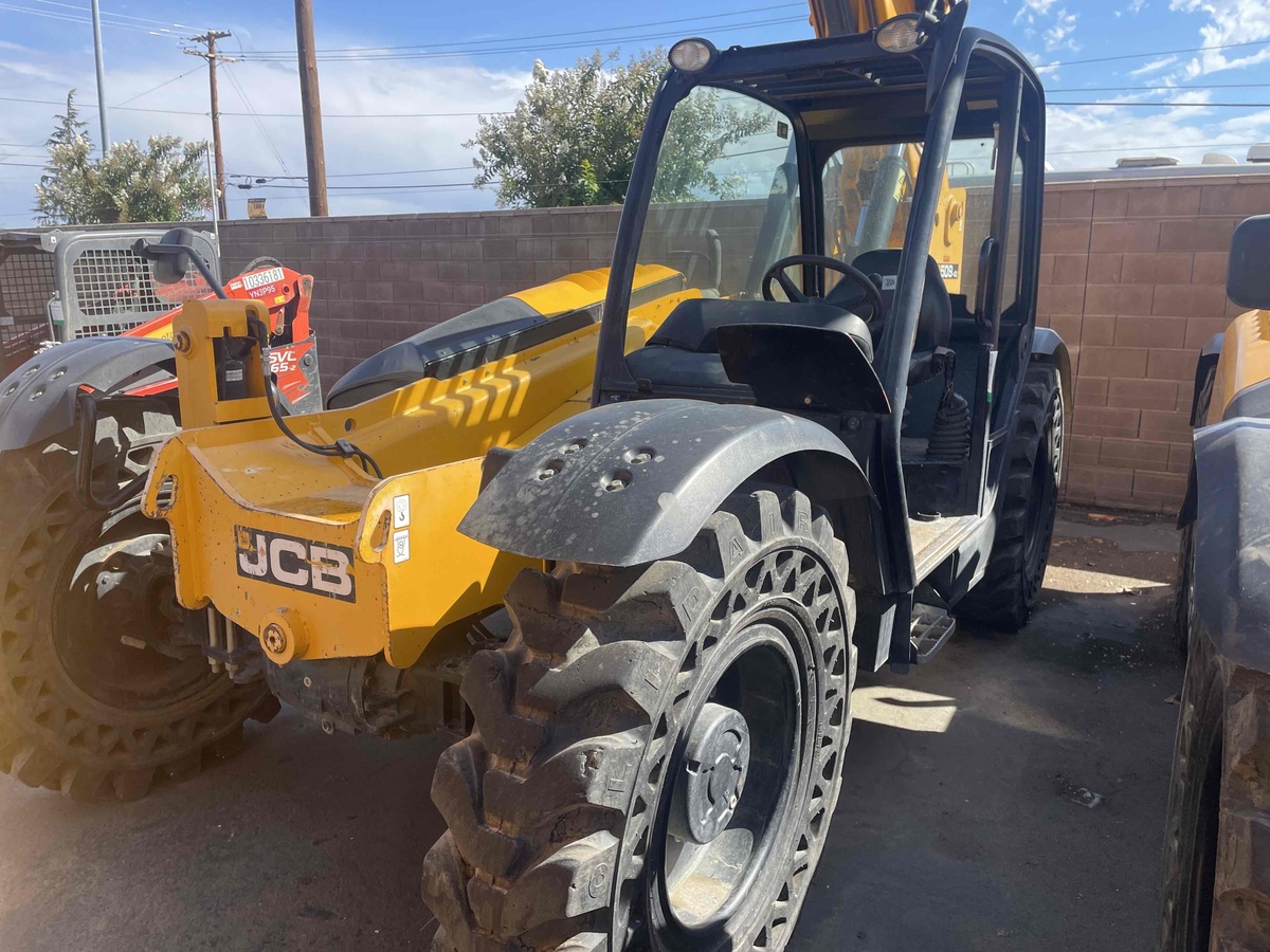 2018 JCB 509-42-5
