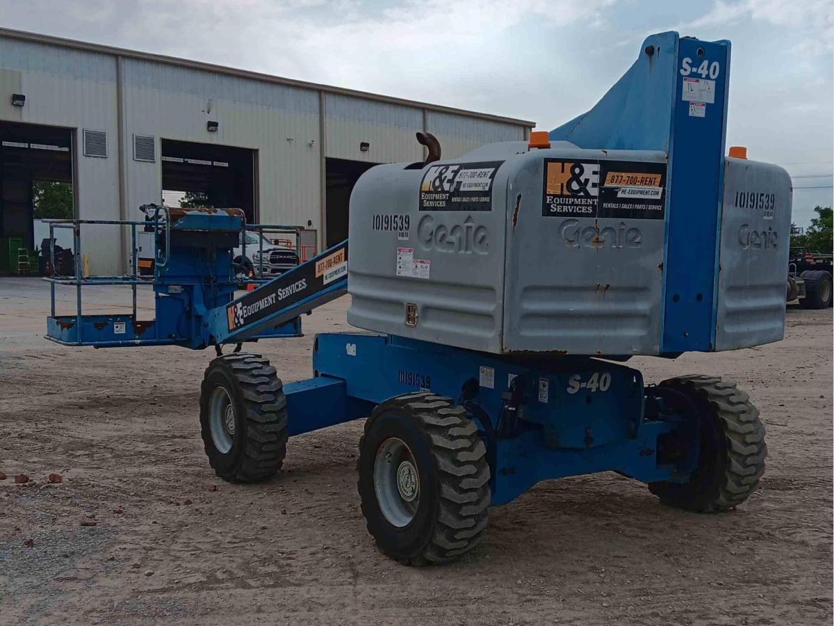 2016 Genie S-40