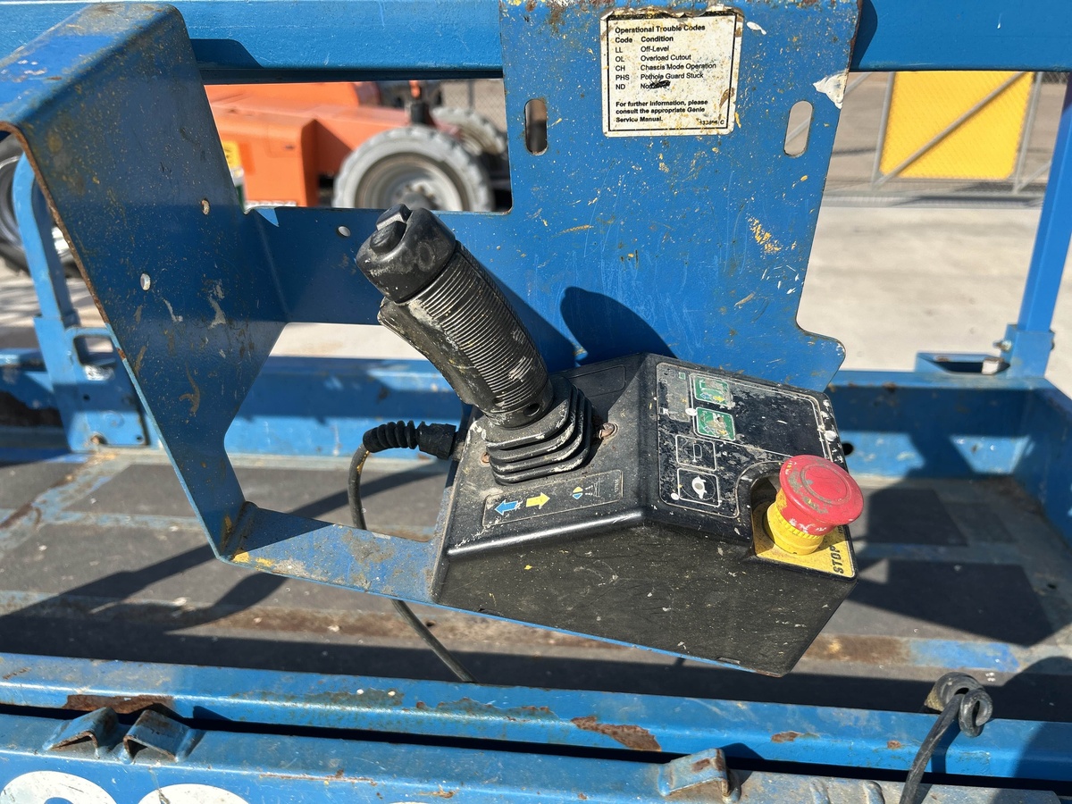 2018 Genie GS-2632-5