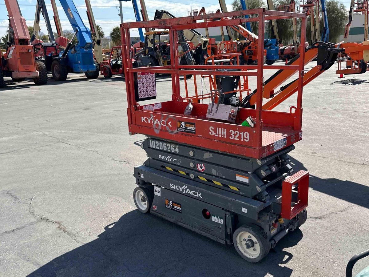 2016 Skyjack SJ3219