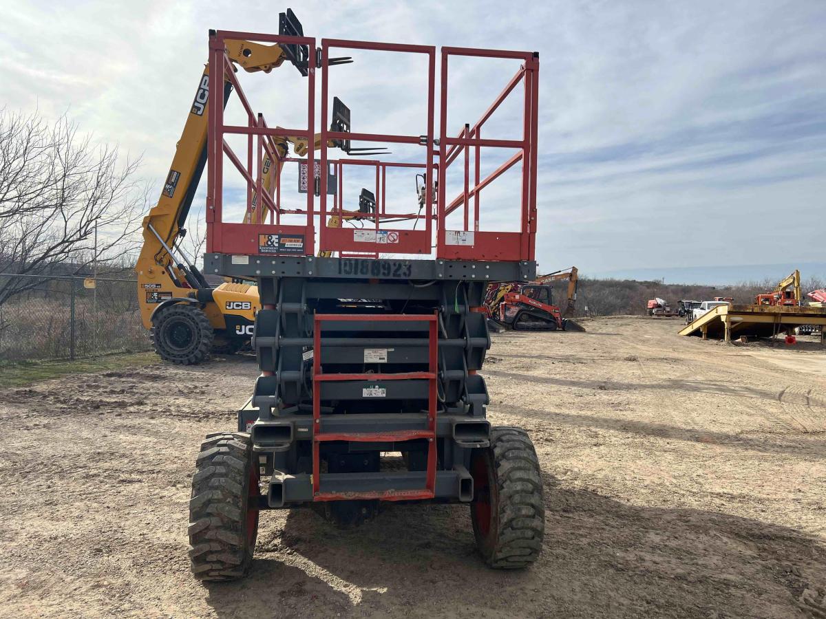 2016 Skyjack SJ-7135RT