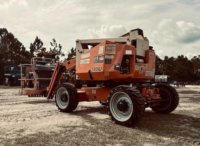 2017 JLG 340AJ-5