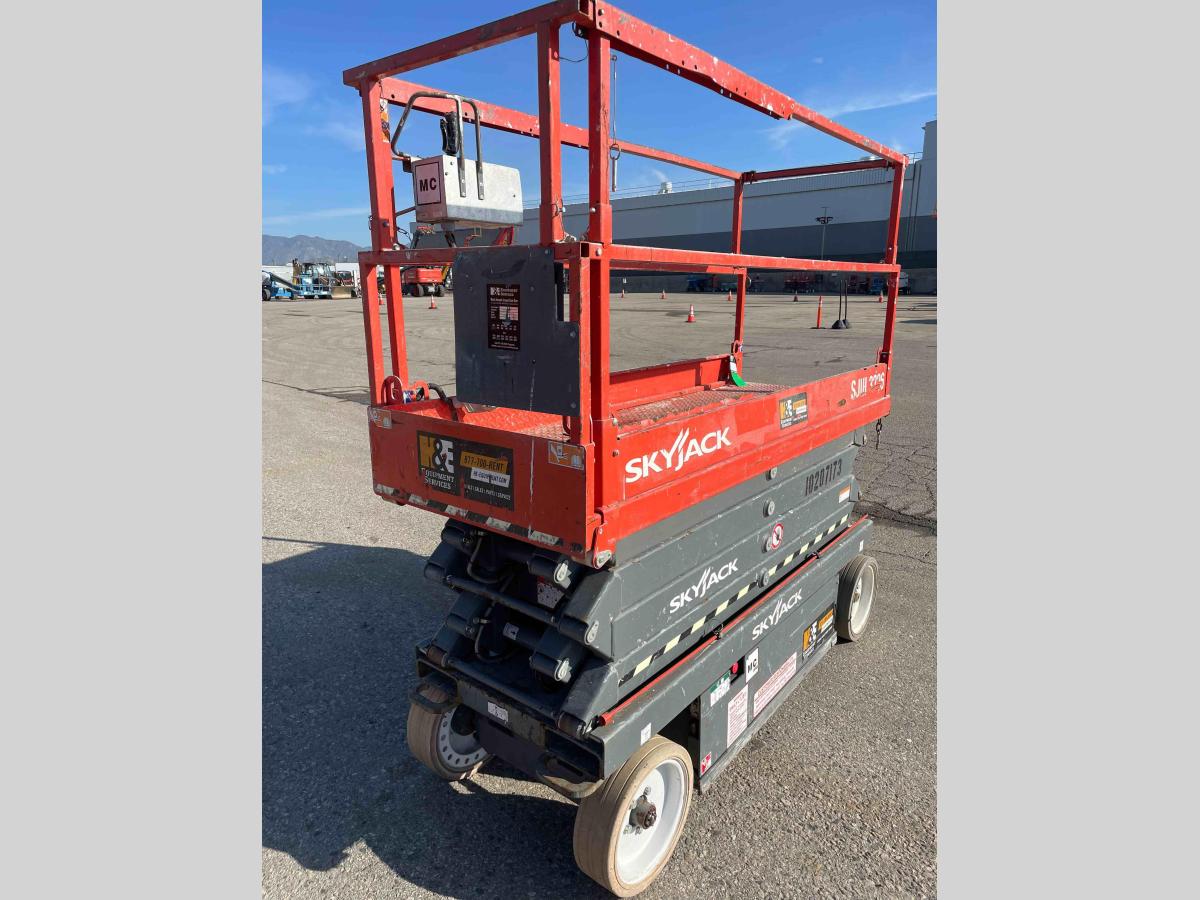 2016 Skyjack SJ3226