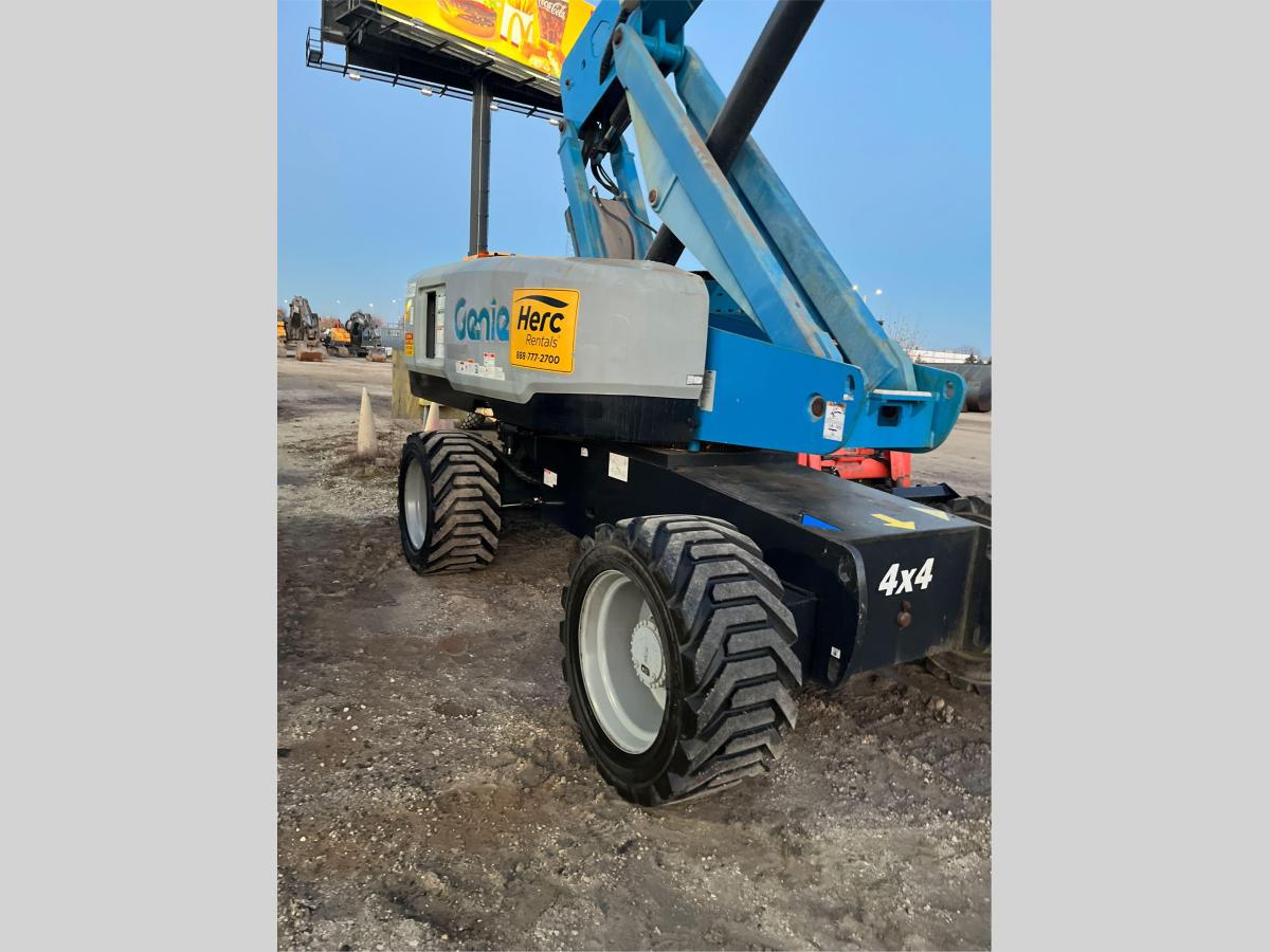 2019 Genie S-85