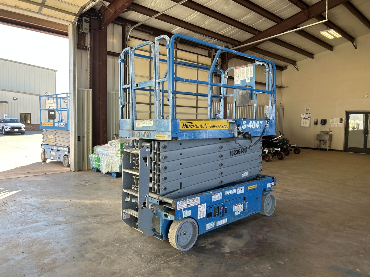 2018 Genie GS-4047-4