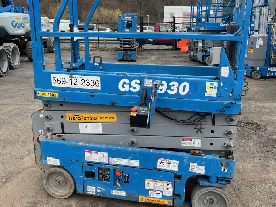 2018 Genie GS-1930