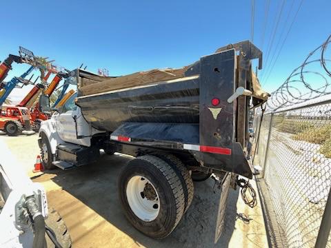 2017 Ford F750