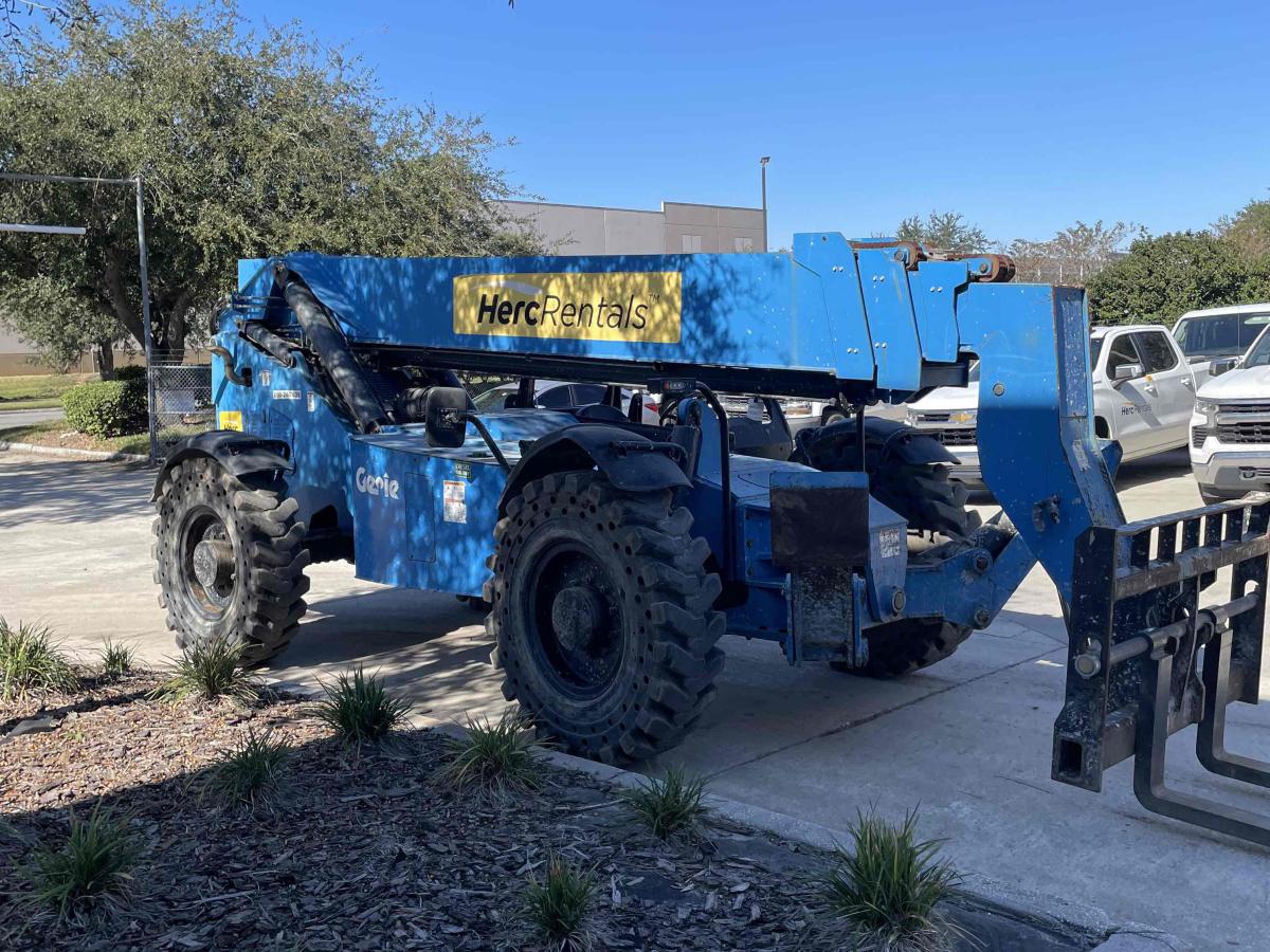 2019 Genie GTH-1056