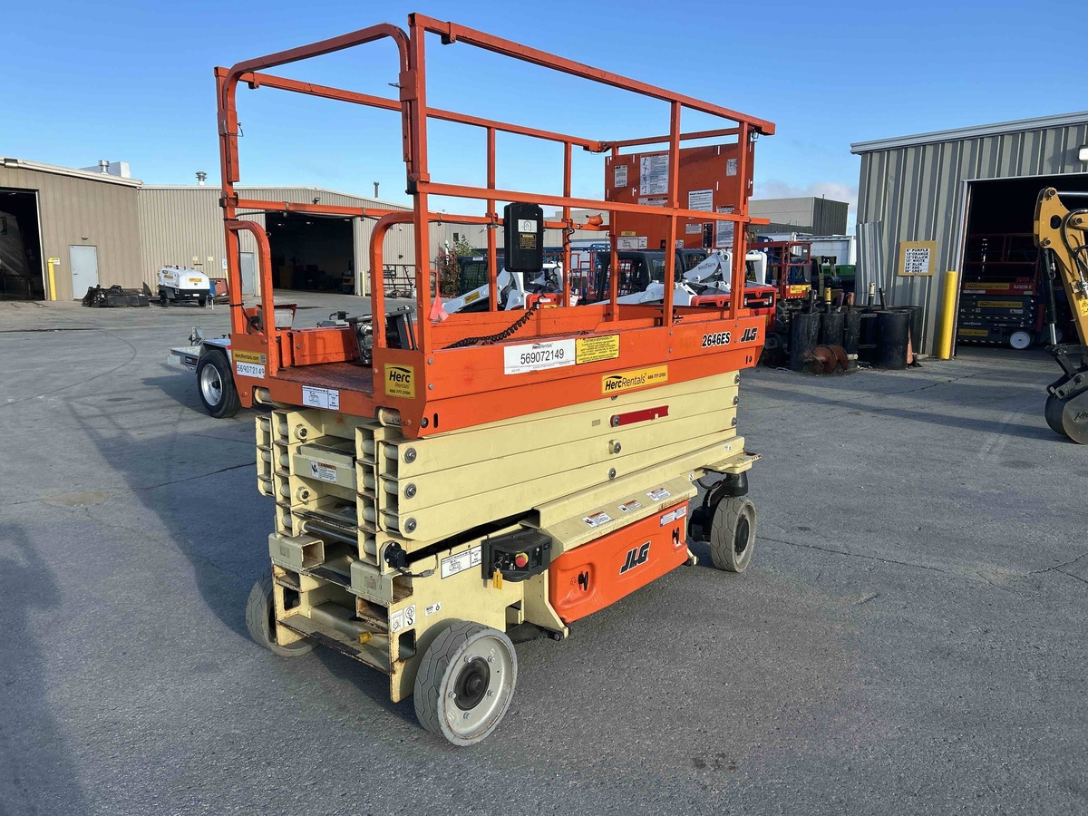 2019 JLG 2646ES-3