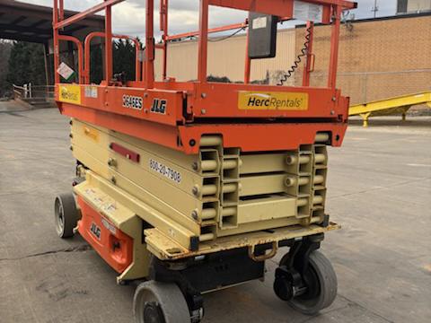 2018 JLG 2646ES