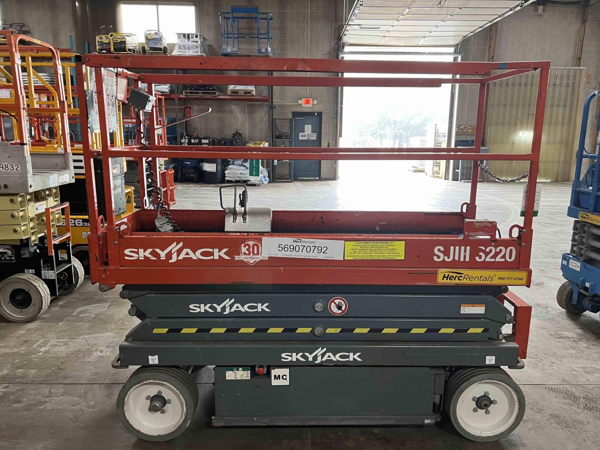 2015 Skyjack SJ-3220