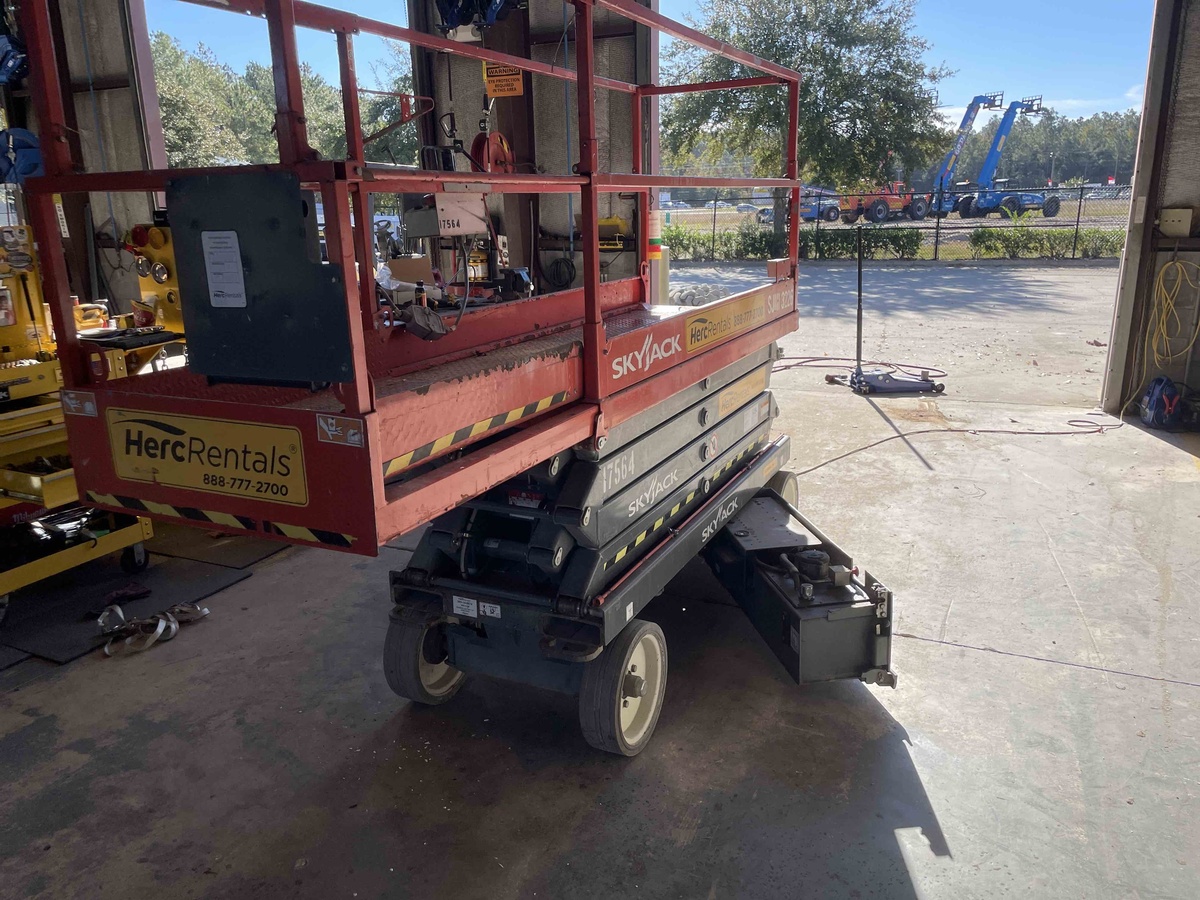 2017 Skyjack SJ3226-3