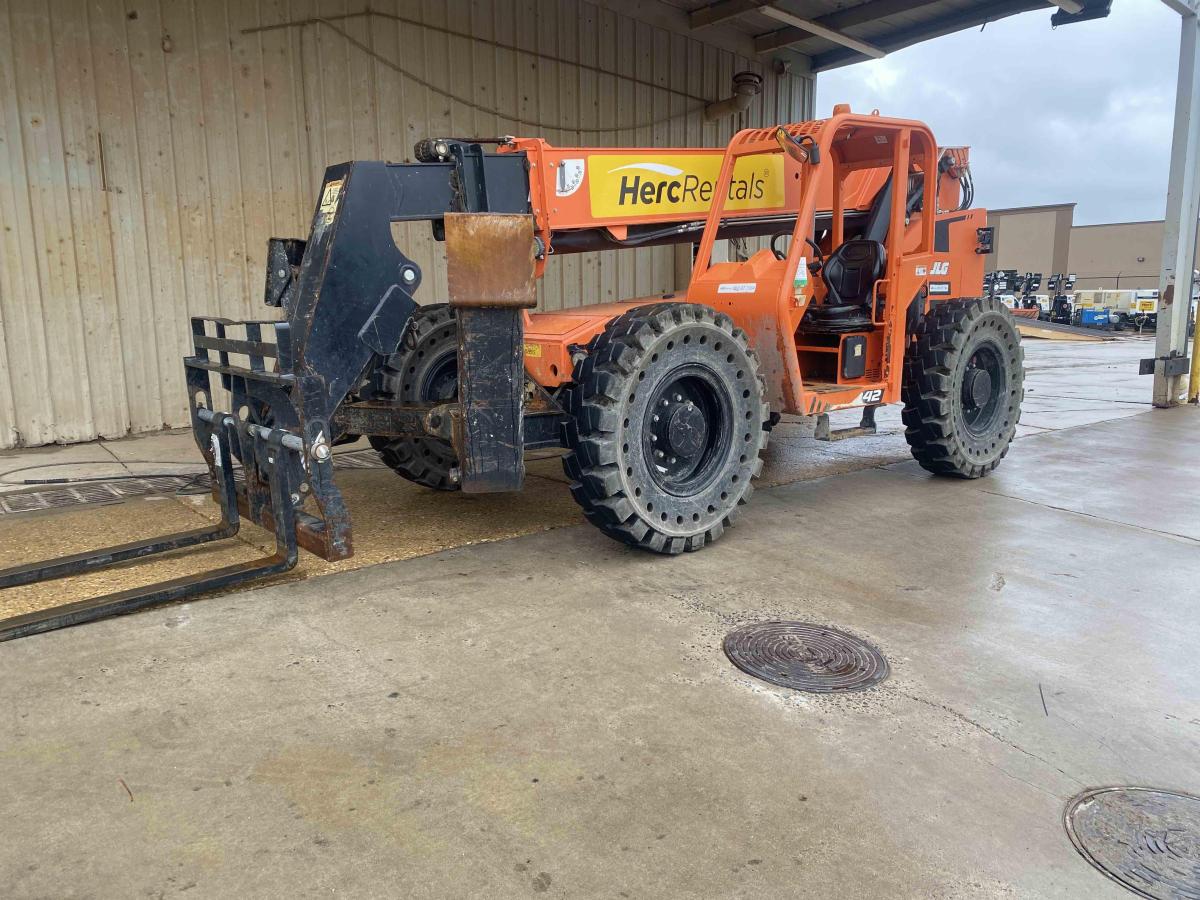 2020 SkyTrak 10042