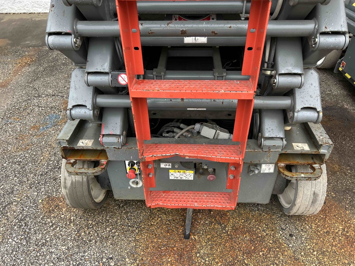 2019 Skyjack SJ4740-3