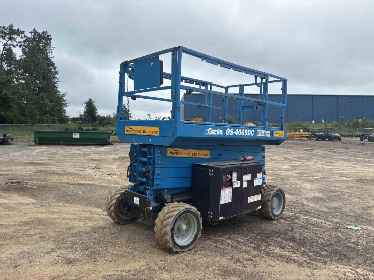 2016 Genie GS-4069 DC-3