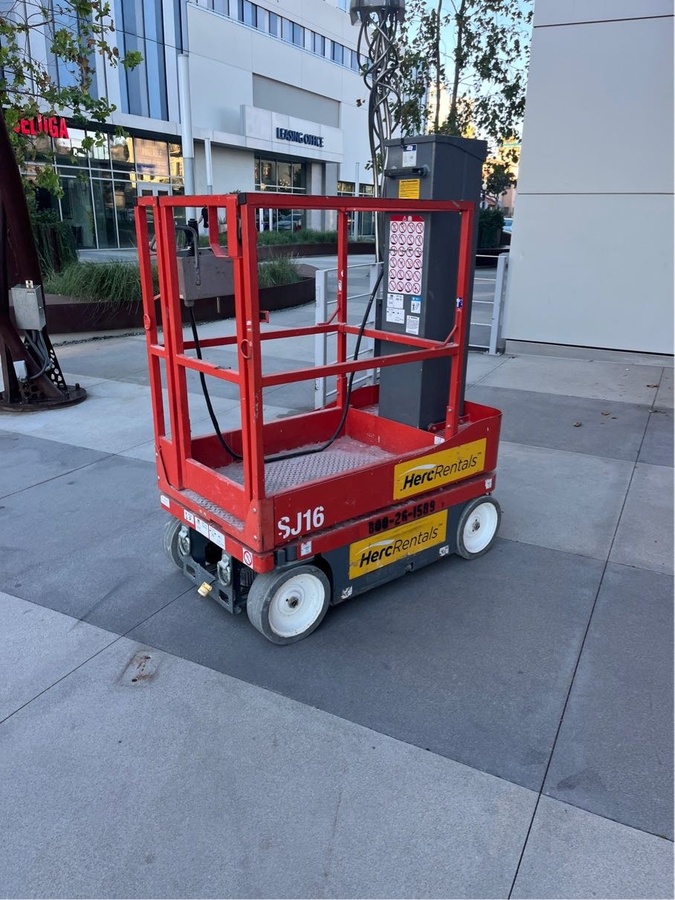 2019 Skyjack SJ16-3