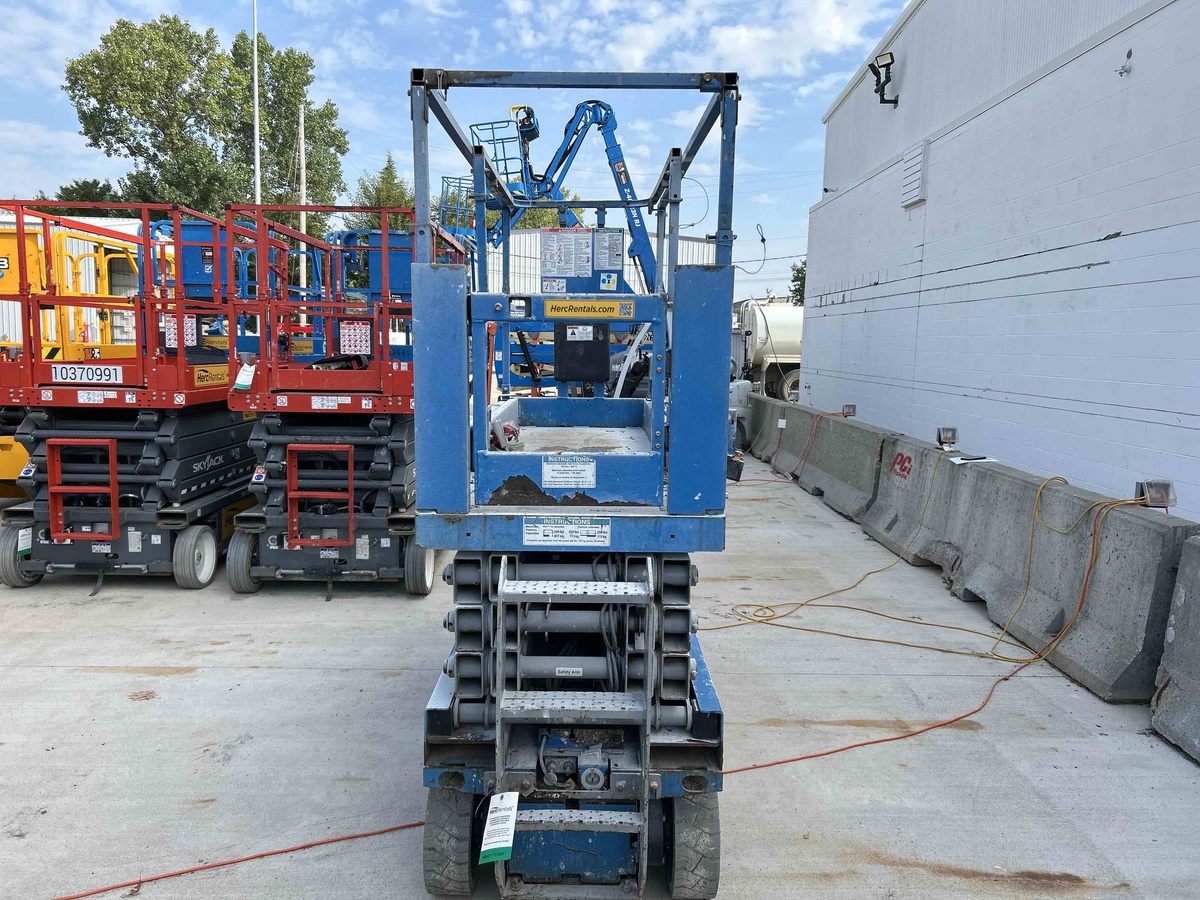 2018 Genie GS-2632-4