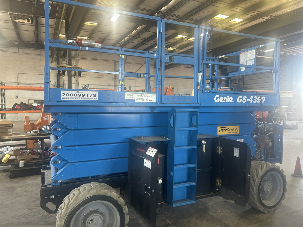 2019 Genie GS-4390 RT-5
