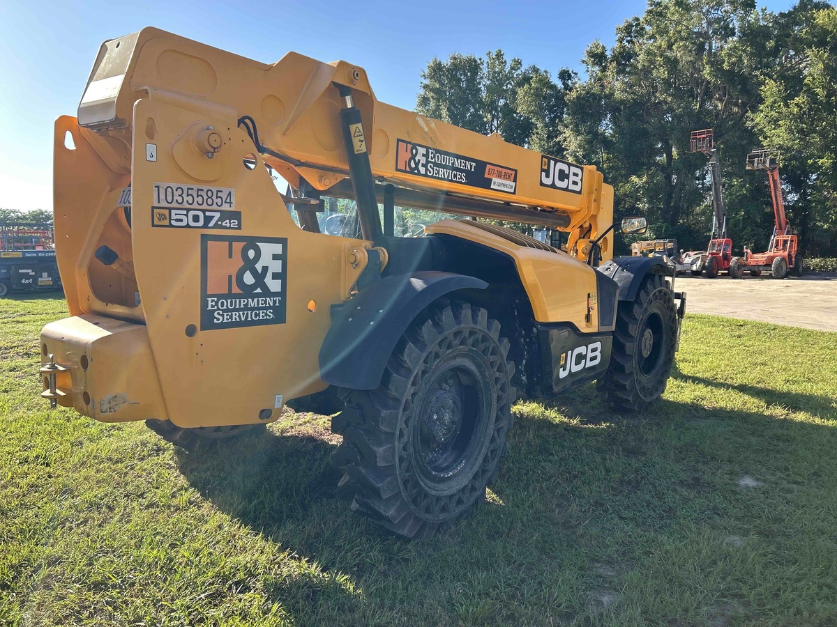 2022 JCB 507-42-4
