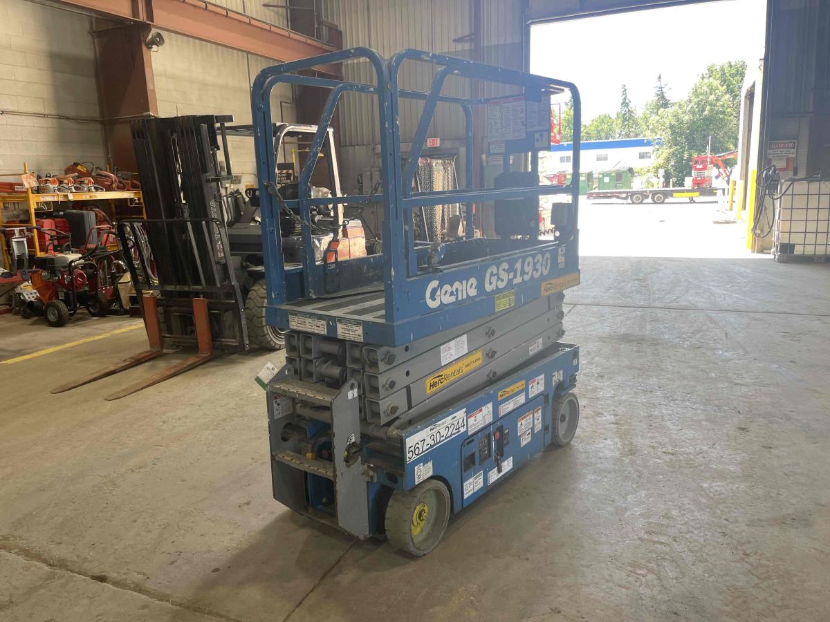2017 Genie GS-1930