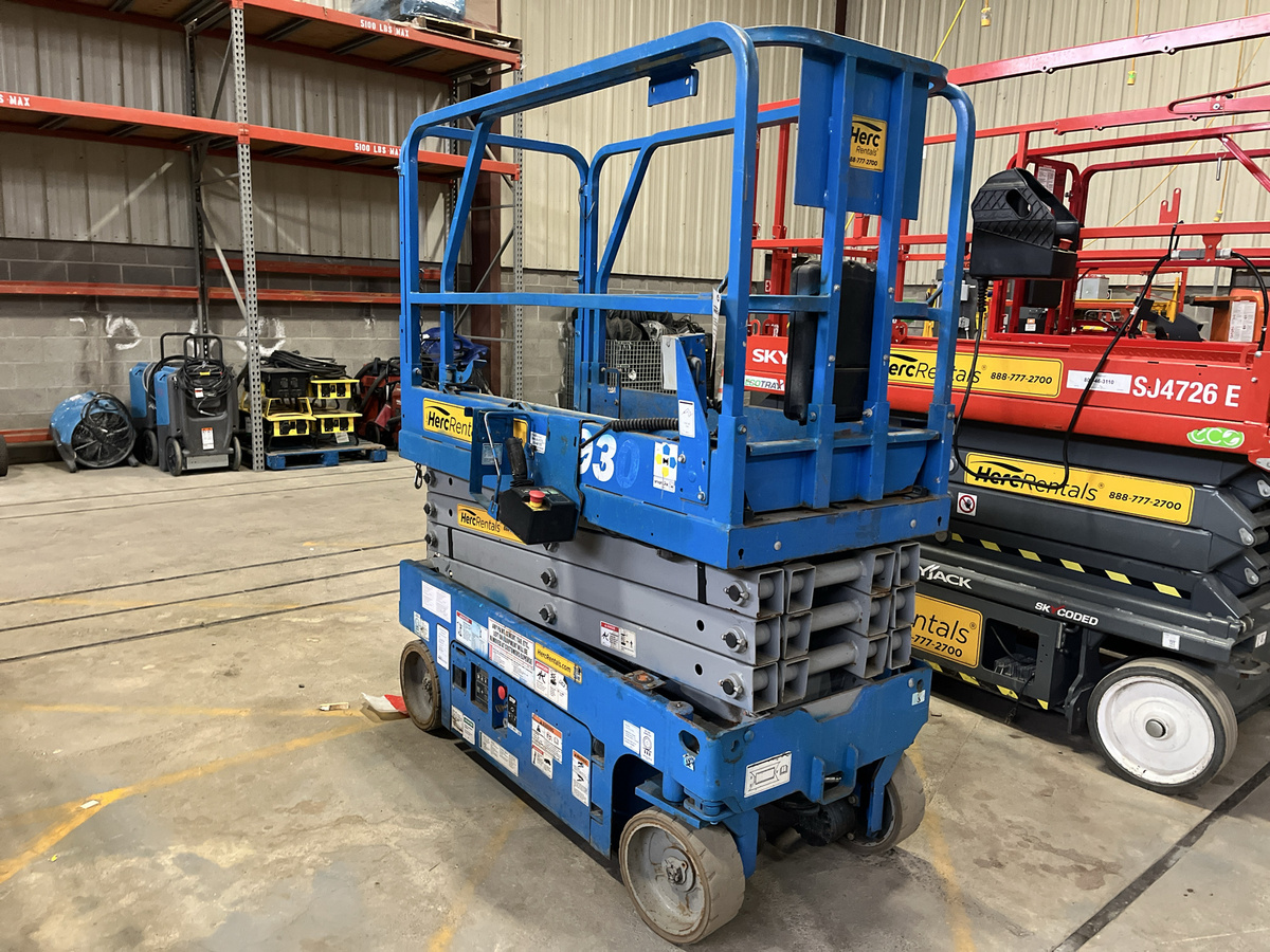 2019 Genie GS-1930