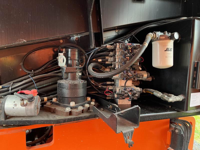 2013 JLG 600S