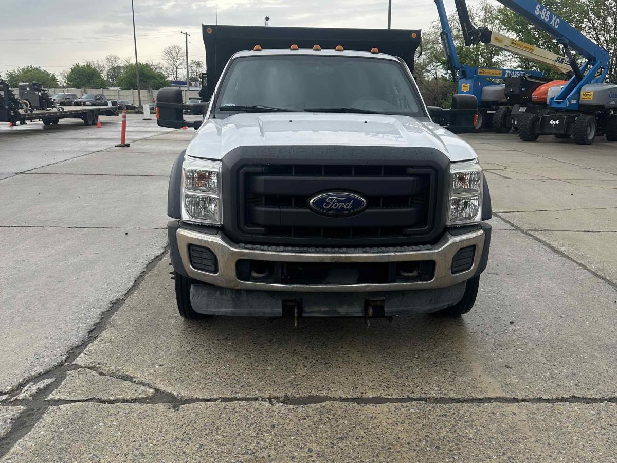 2016 Ford F550-6