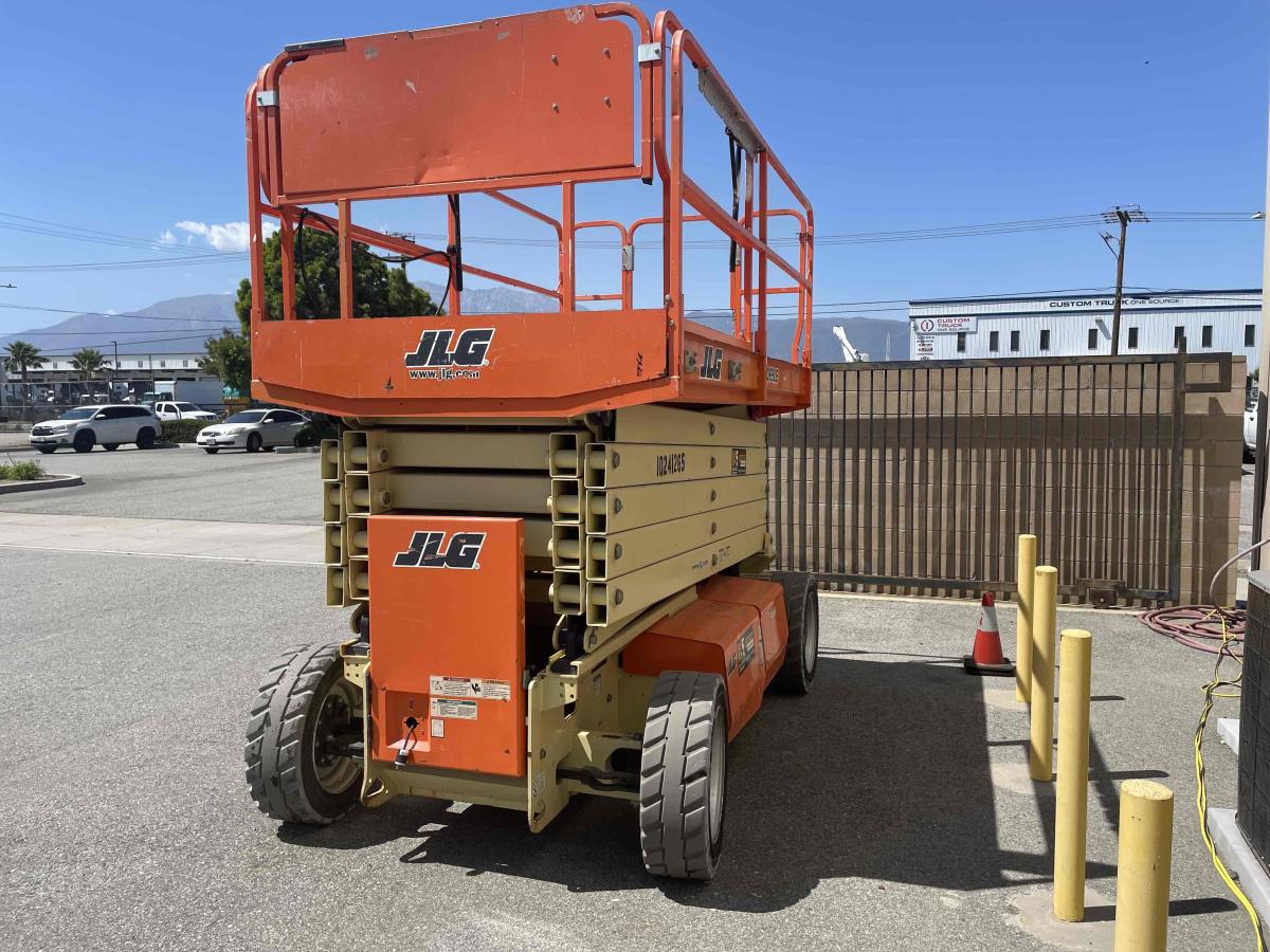 2018 JLG 4069LE