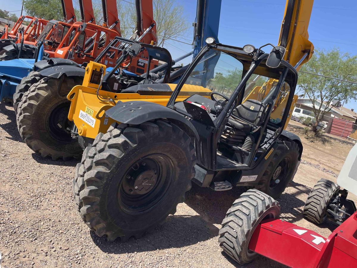 2023 JCB 509-42