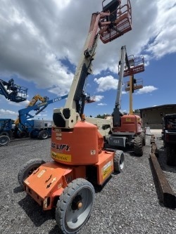 2015 JLG E450AJ-5
