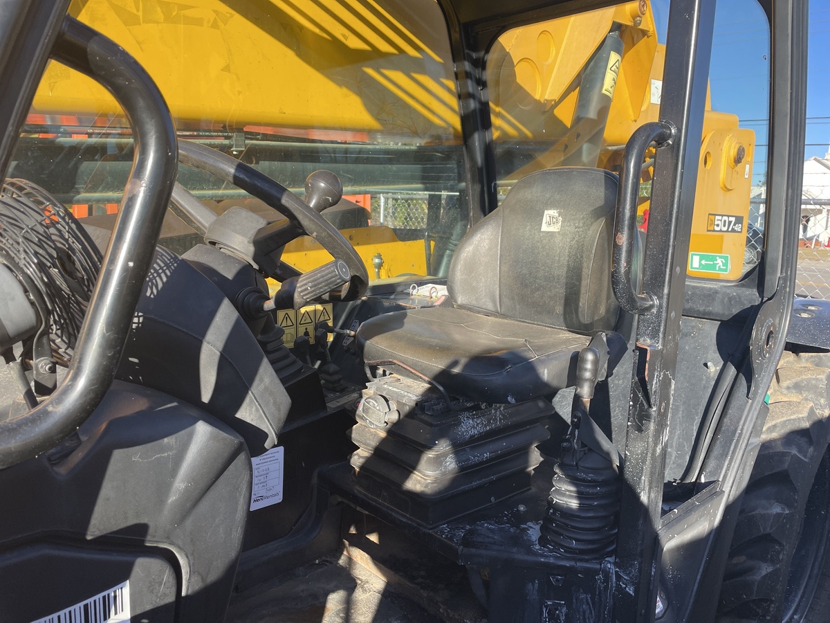 2021 JCB 507-42-6