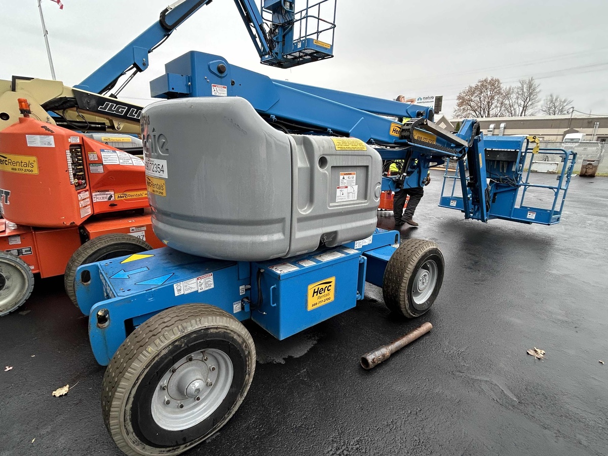 2017 Genie Z-45/25-3