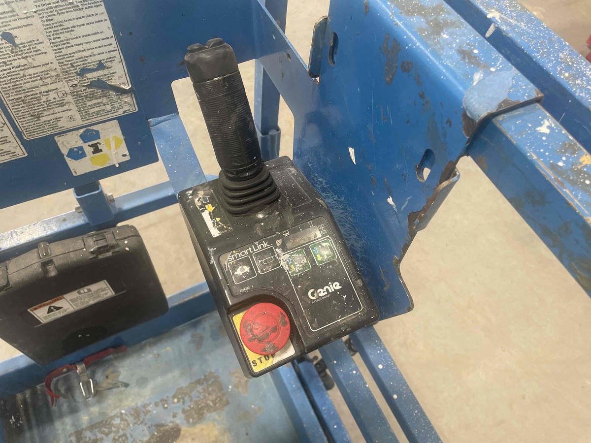 2017 Genie GS-2632-12