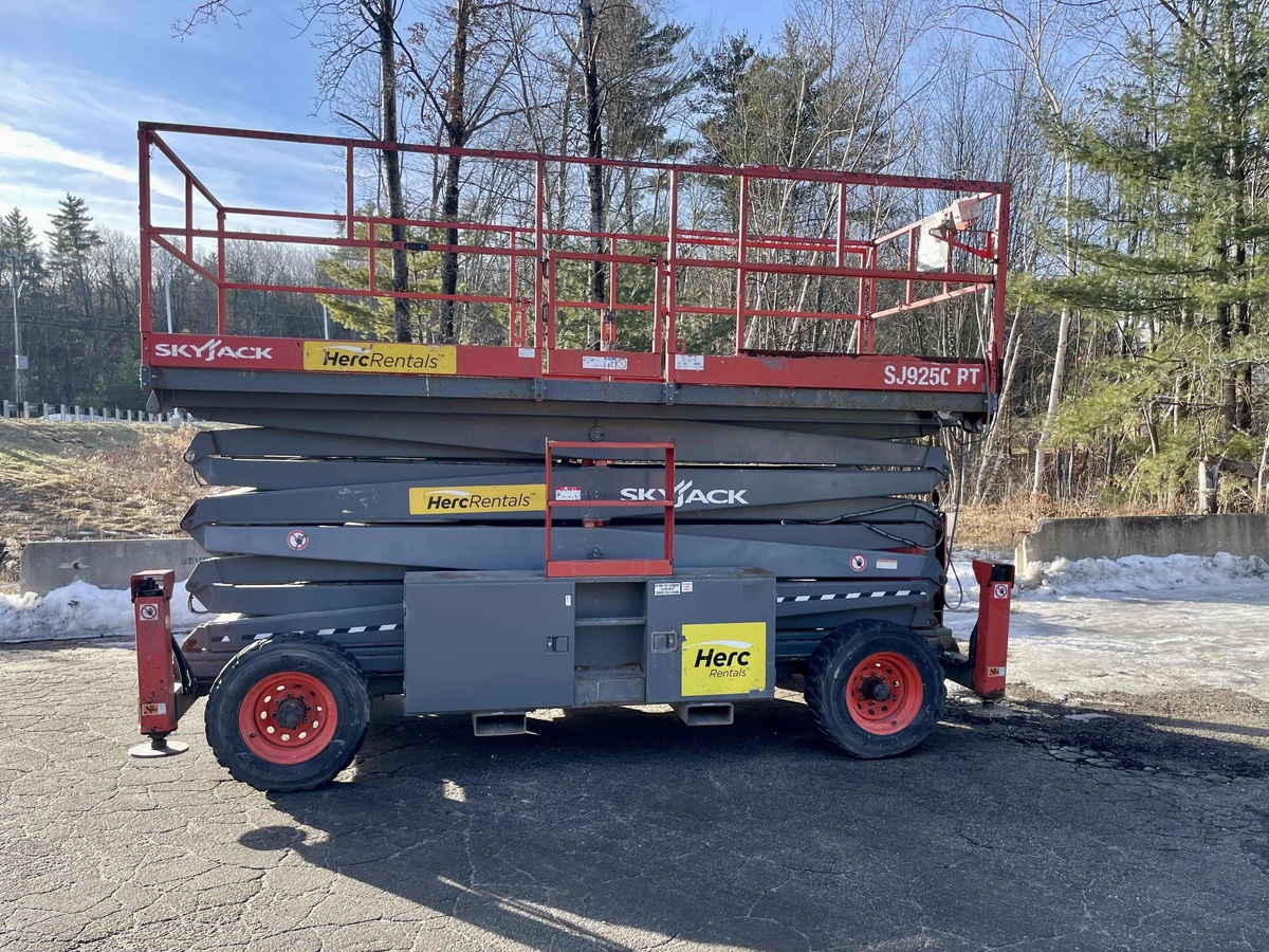 2018 Skyjack SJ9250 RT