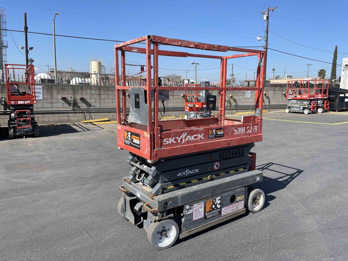 2017 Skyjack SJ3219