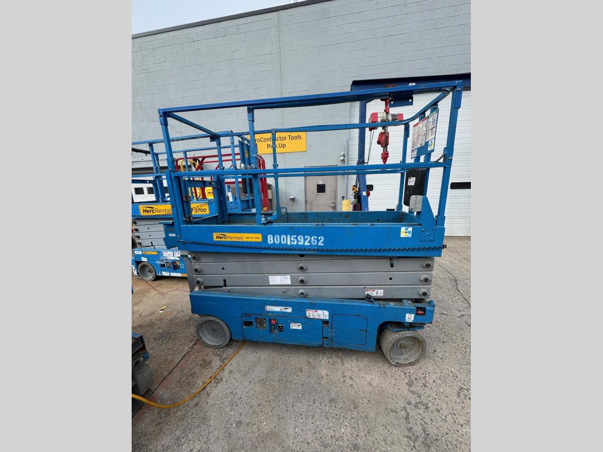 2017 Genie GS-2632