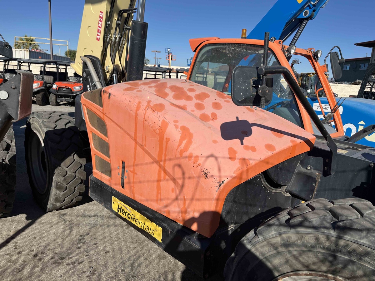 2016 JLG 1055-5