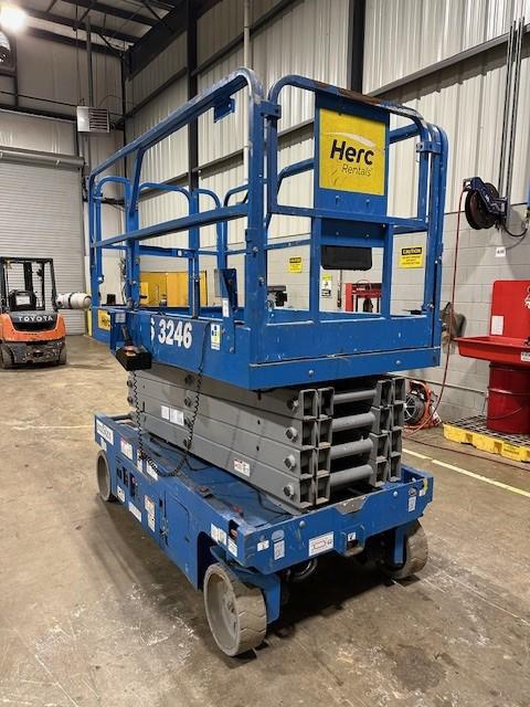 2018 Genie GS-3246
