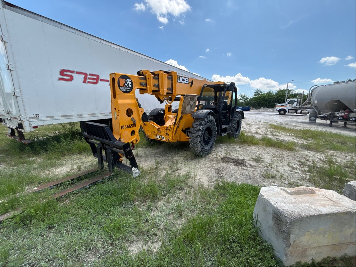 2022 JCB 512-56-3
