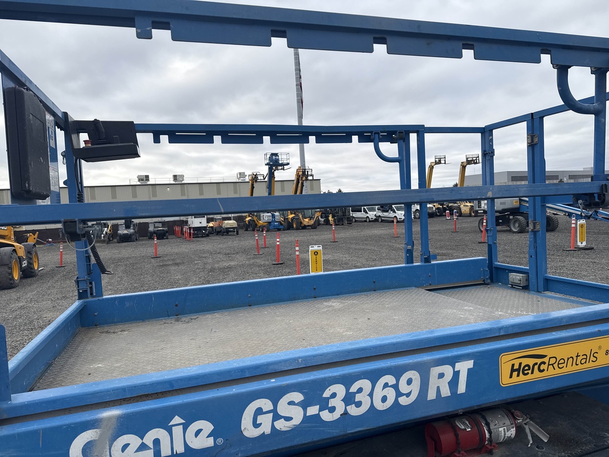 2018 Genie GS-3369 RT-6