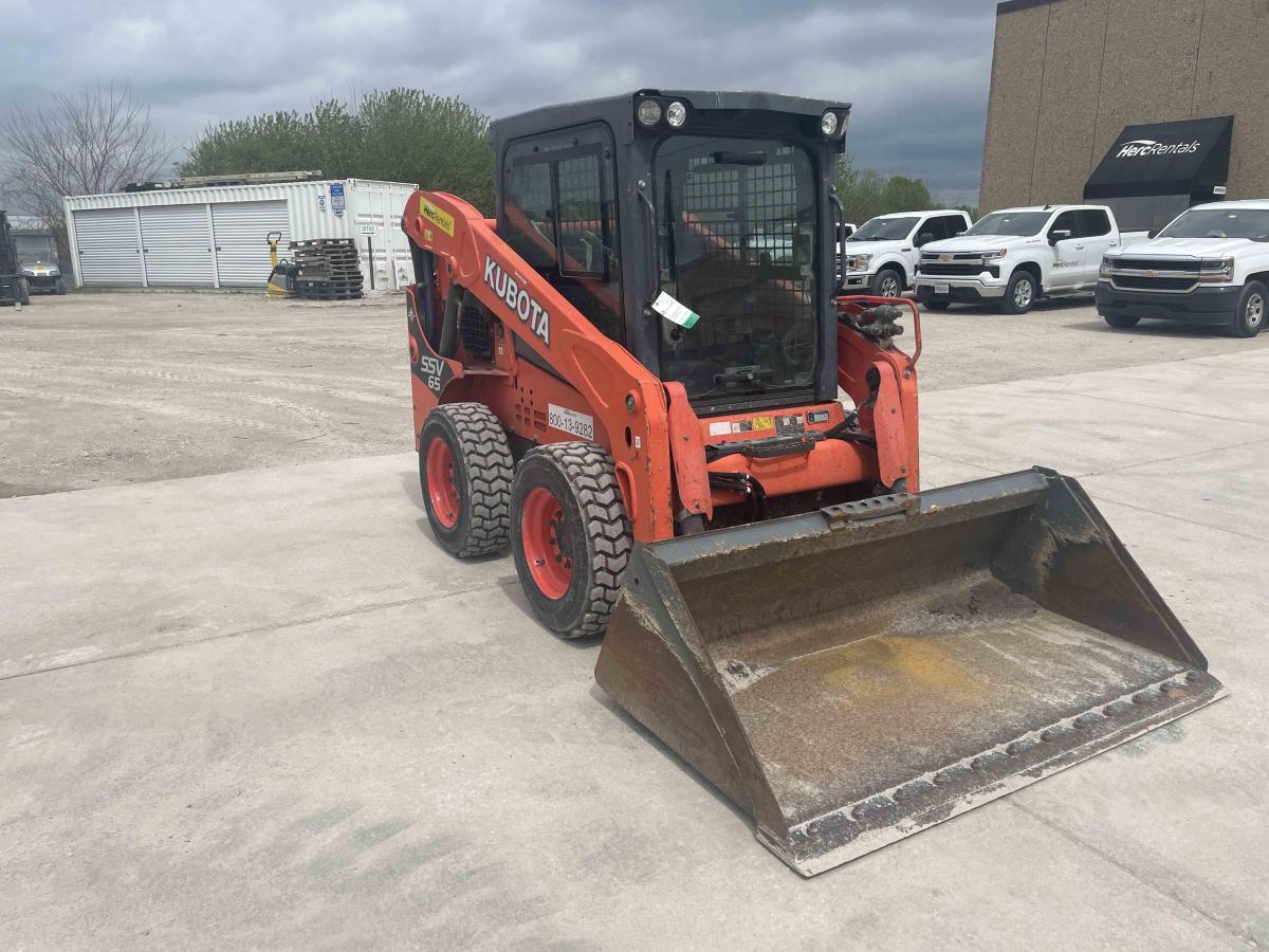 2016 Kubota SSV65