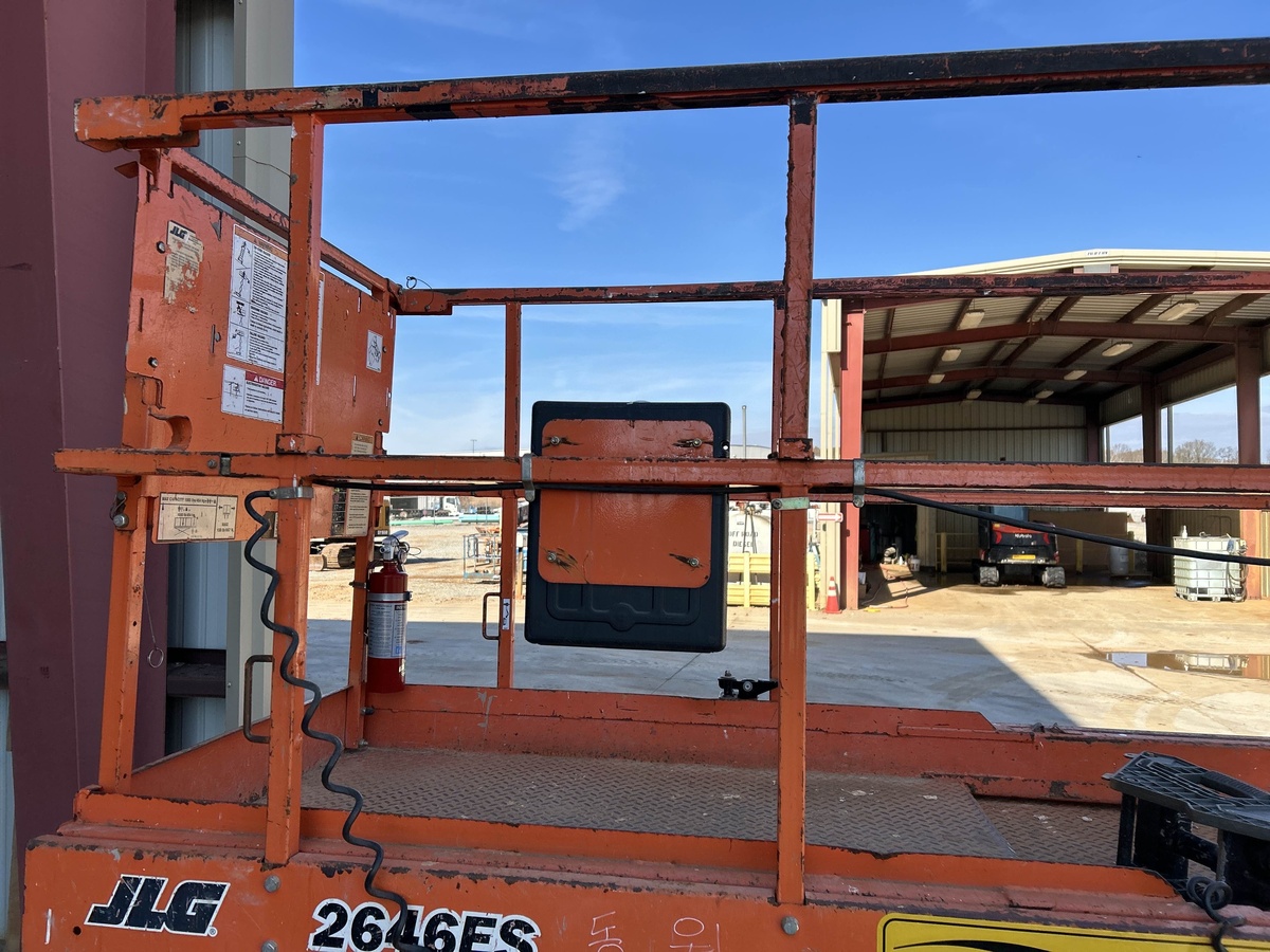 2018 JLG 2646ES-7